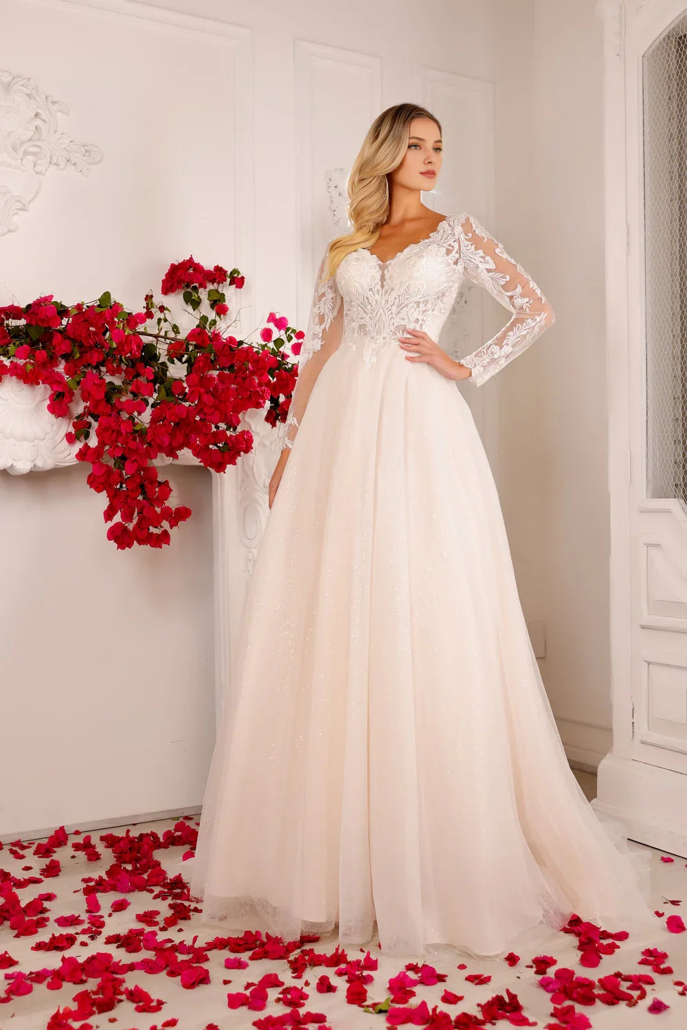 Women's Activewear Garments Unleash Your Style Embroidered applique long sleeved chiffon wedding dress Women's Activewear Garments Unleash Your Style Embroidered applique long sleeved chiffon wedding dress
