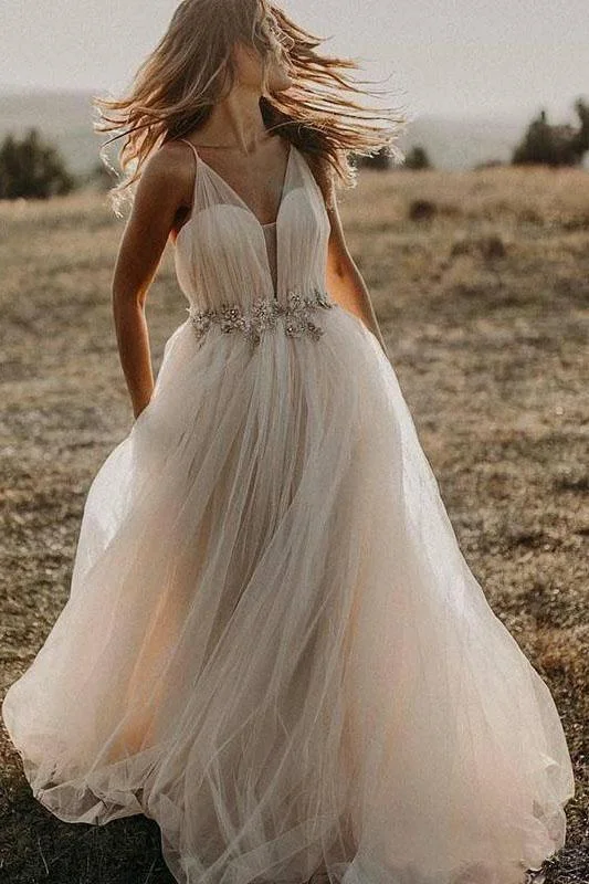 Fashionable Women's Casual Apparel Trendy Styles Spaghetti Straps Tulle Deep V-Neck Wedding Dresses Fashionable Women's Casual Apparel Trendy Styles Spaghetti Straps Tulle Deep V-Neck Wedding Dresses
