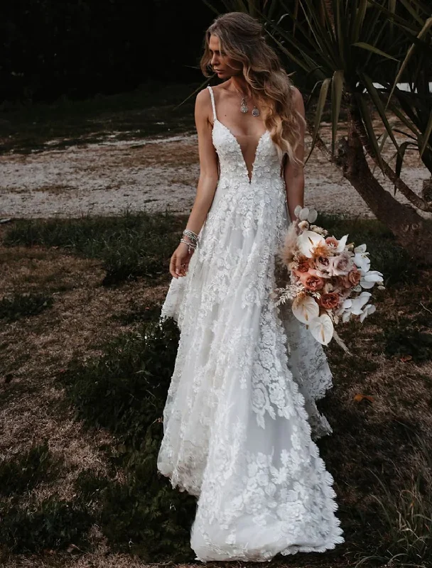 Women's Comfy Attire For Lounging Season Offer Beach Sexy Boho Wedding Dresses Court Train Sheath / Column Sleeveless Spaghetti Strap Lace With Appliques Split Front Women's Comfy Attire For Lounging Season Offer Beach Sexy Boho Wedding Dresses Court Train Sheath / Column Sleeveless Spaghetti Strap Lace With Appliques Split Front