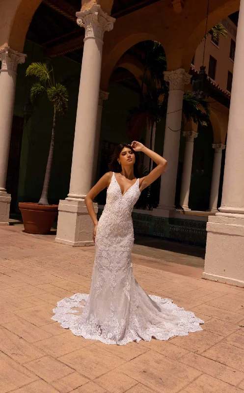 Women's Apparel Chic Style, Always In Vogue Primavera Couture 11101 Bridal Dress